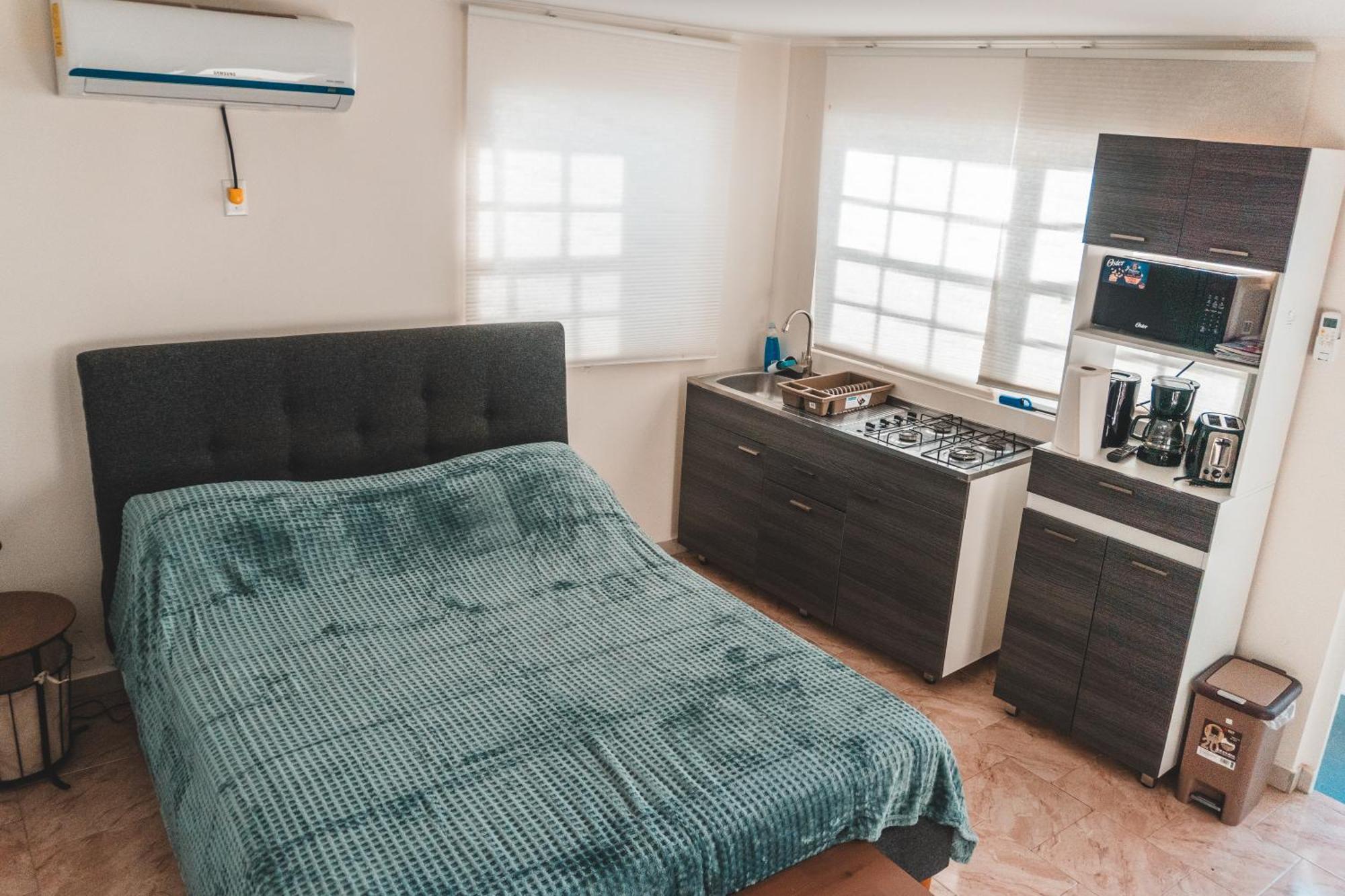 Klip Lagoon Apartsments Ораньестад Экстерьер фото