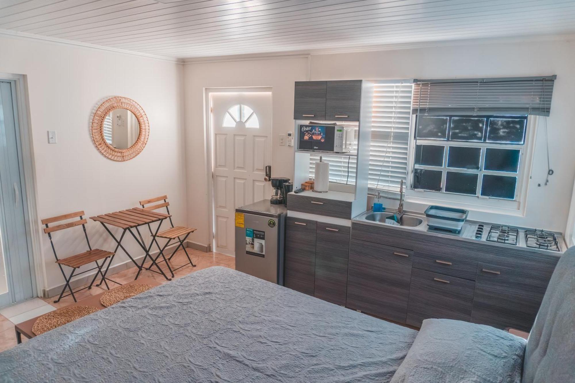 Klip Lagoon Apartsments Ораньестад Экстерьер фото